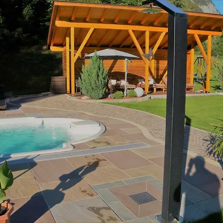 Gaestehaus Almrausch, Mit Pool *