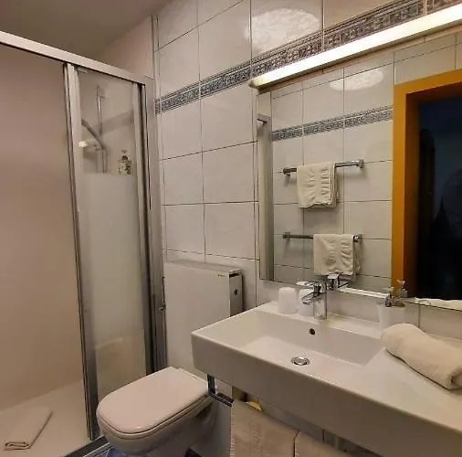 Gasthof Almrausch, Mit Pool