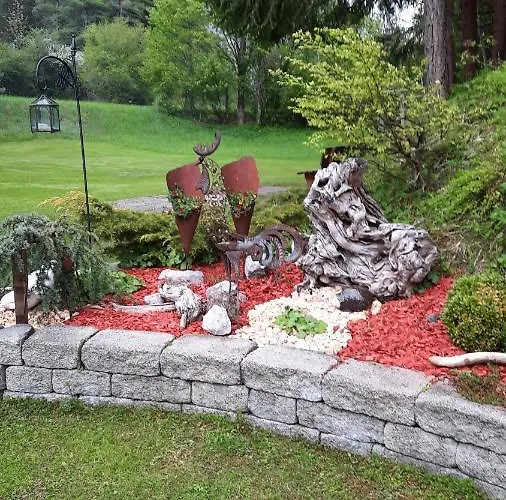 Almrausch, Mit Pool Gasthof 3*