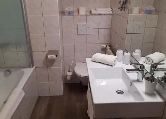 Gasthof Almrausch, Mit Pool