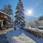 Almrausch, Mit Pool 3* Nassereith